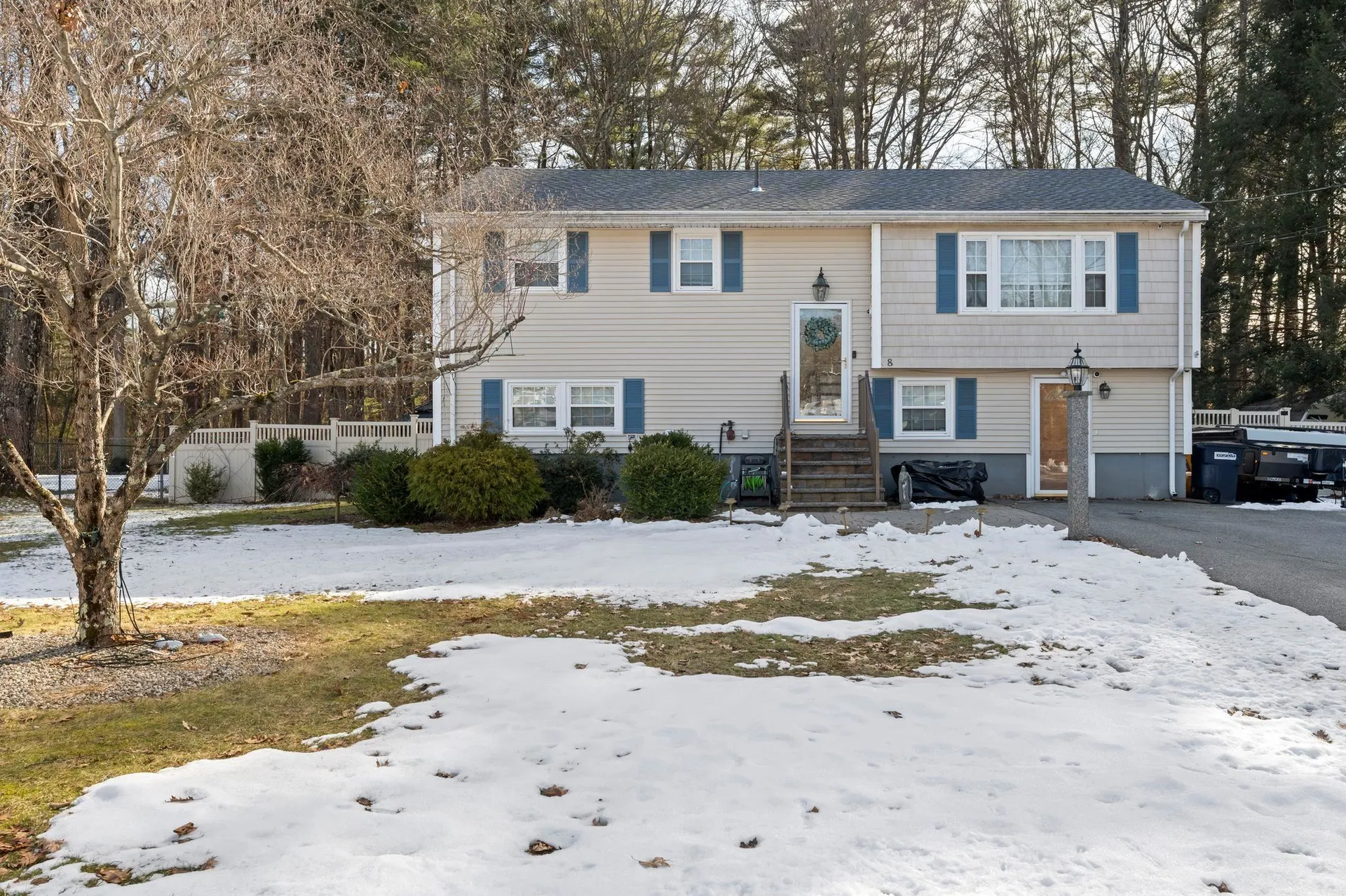 8 Parkview Avenue Salem NH 03079