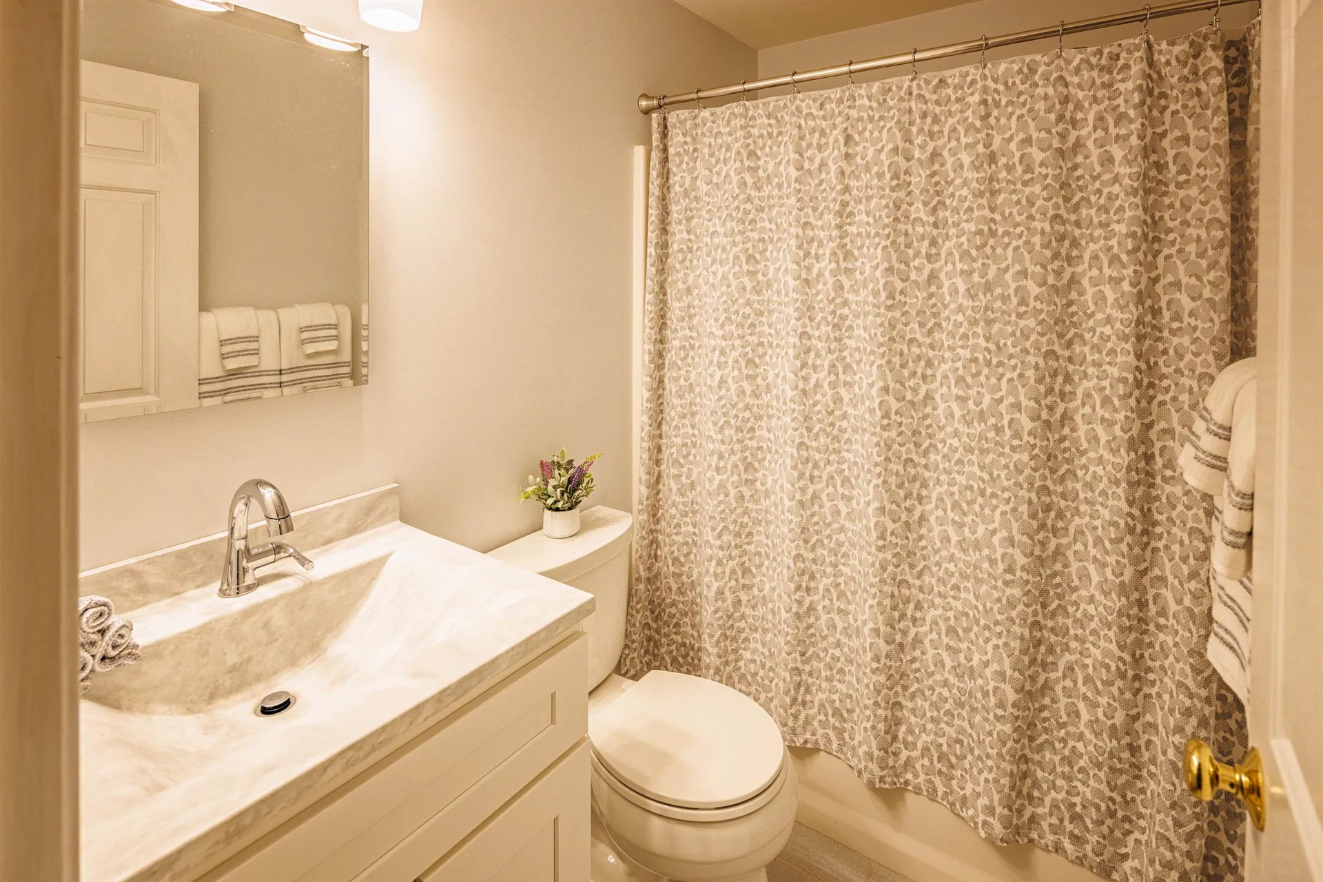 23 Baldwin Way Dover NH 03820