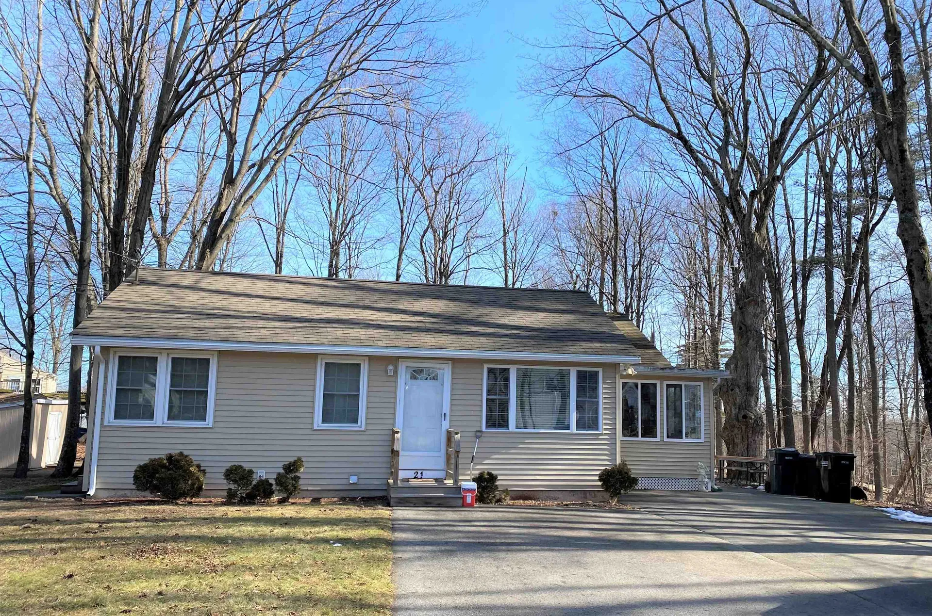 21 Orchard Terrace Salem NH 03079