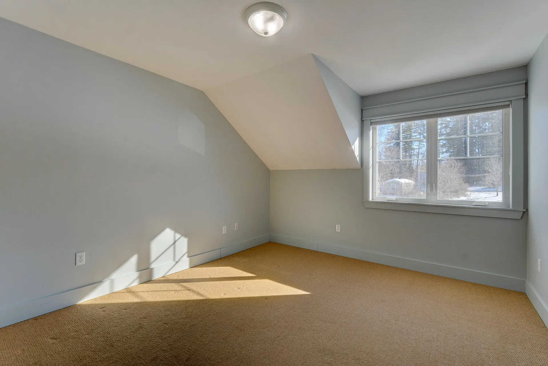 196 East Main Street Conway NH 03818