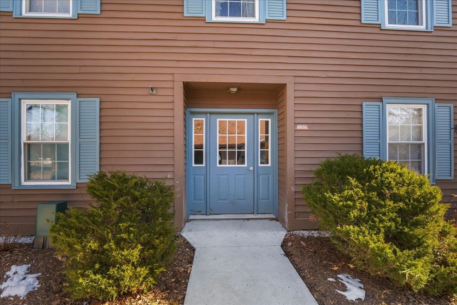 52 Twin Oaks Terrace South Burlington VT 05403
