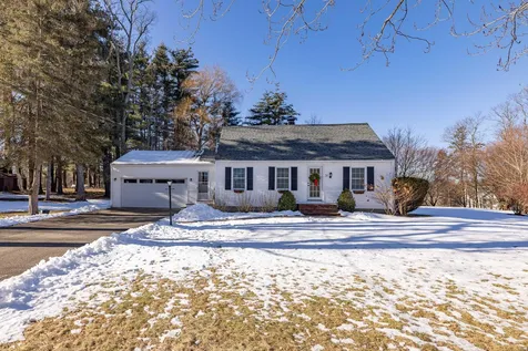 31 Freshet Road Madbury NH 03823