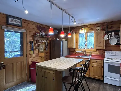 189 Highland Road Wallingford VT 05773