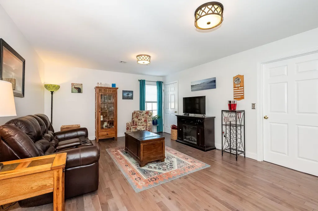 2 Tampa Drive Rochester NH 03867