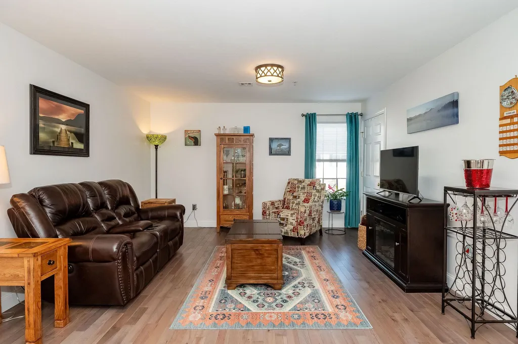 2 Tampa Drive Rochester NH 03867