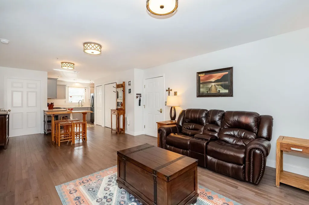 2 Tampa Drive Rochester NH 03867