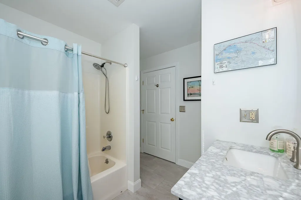 2 Tampa Drive Rochester NH 03867