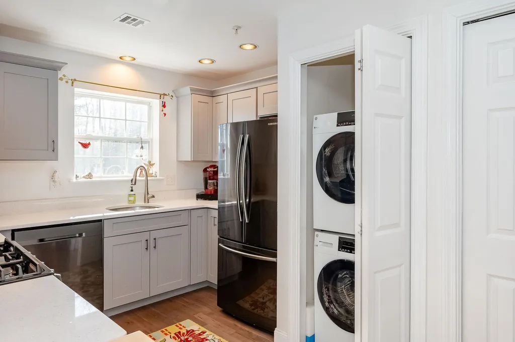 2 Tampa Drive Rochester NH 03867
