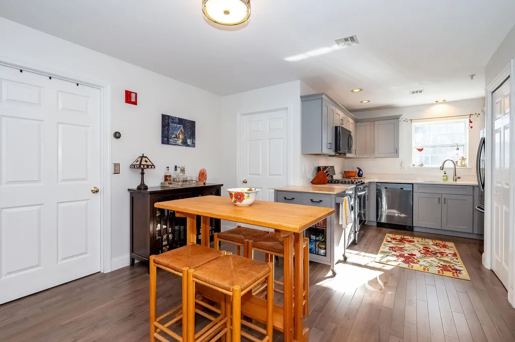 2 Tampa Drive Rochester NH 03867