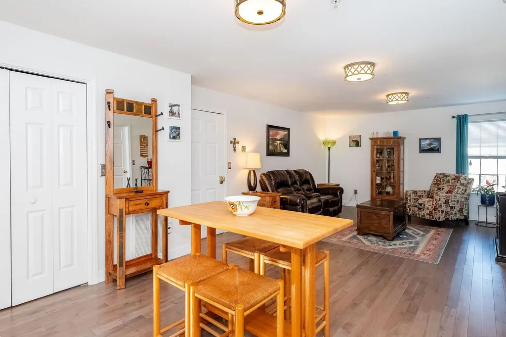 2 Tampa Drive Rochester NH 03867