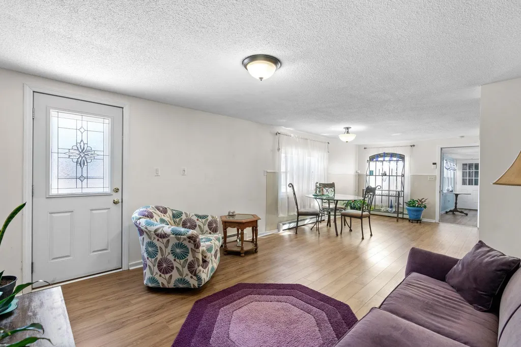 5 Harry Street Rochester NH 03839