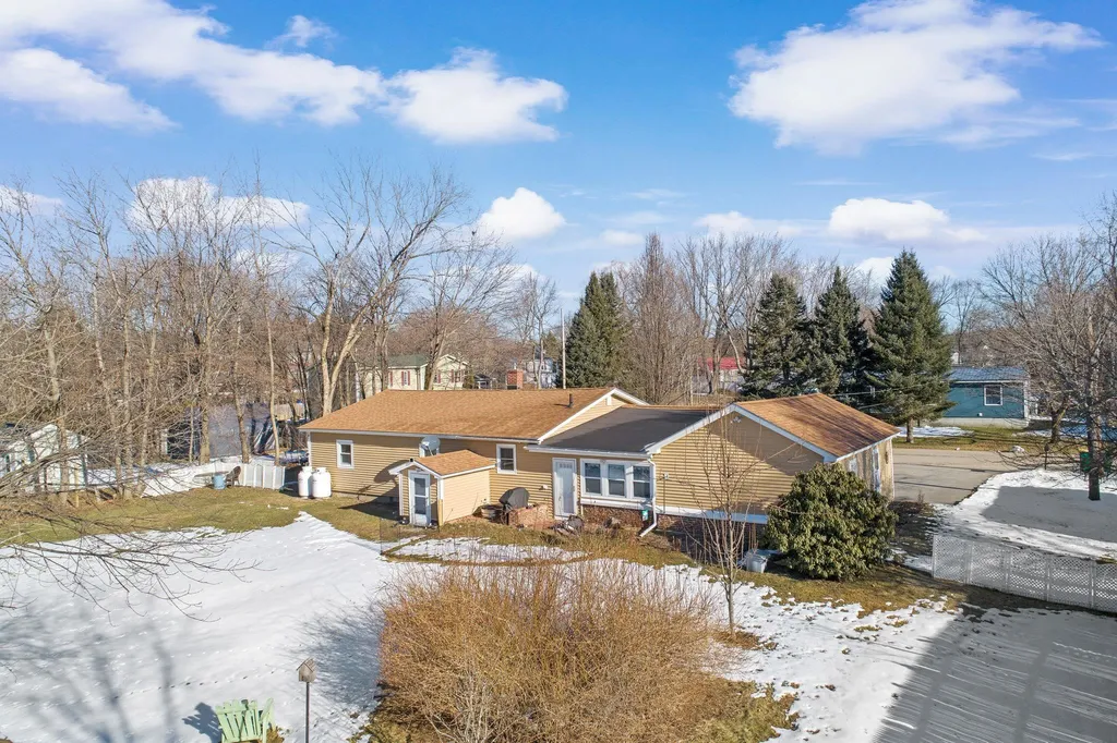 5 Harry Street Rochester NH 03839