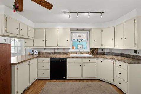 5 Harry Street Rochester NH 03839