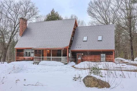 42 Long Street Boscawen NH 03303