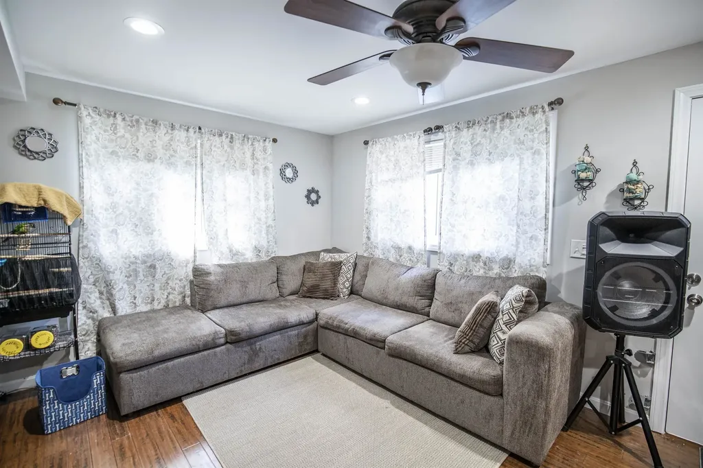 362 S Beech Street Manchester NH 03103