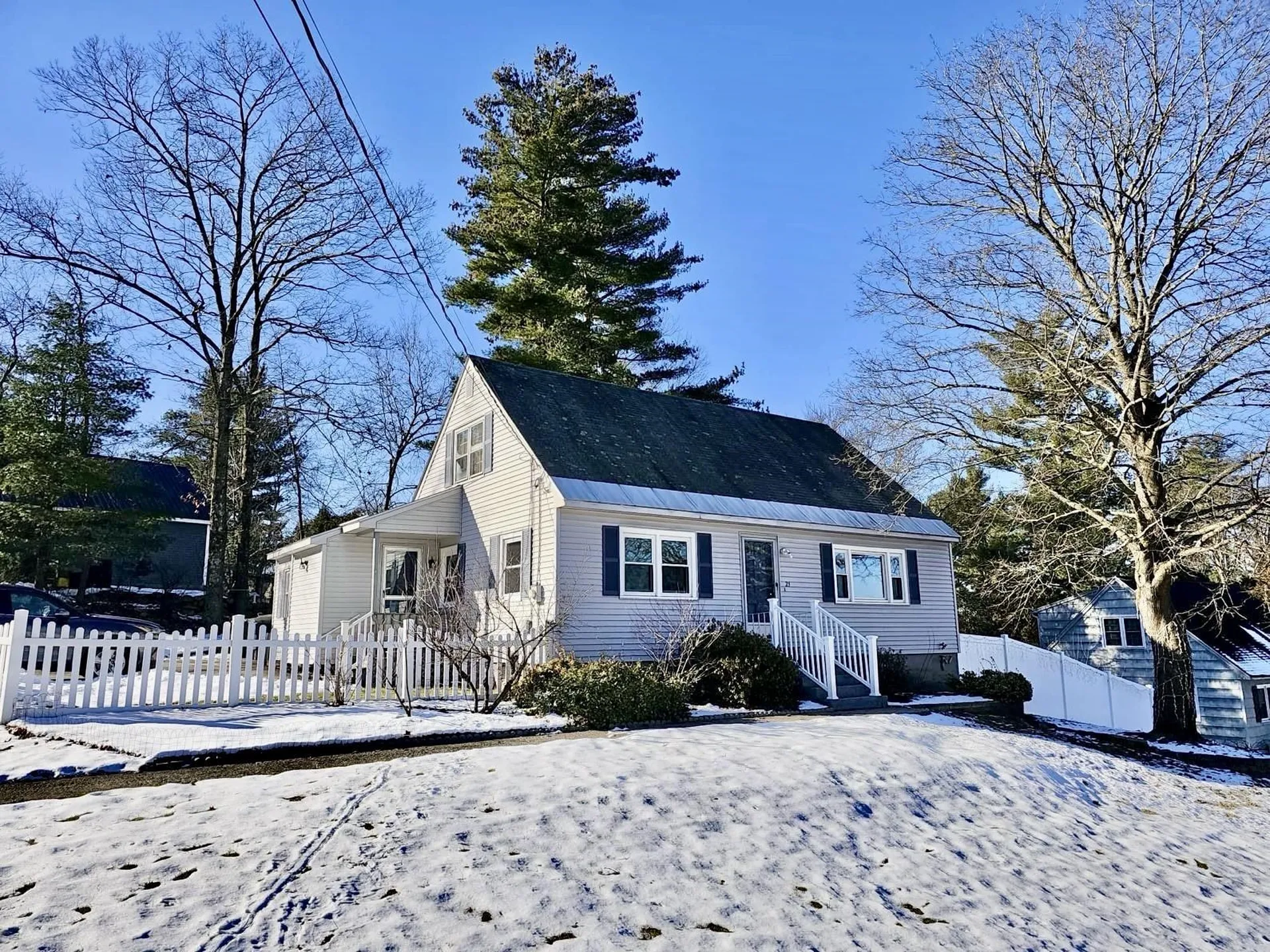 23 Timberline Drive Nashua NH 03062
