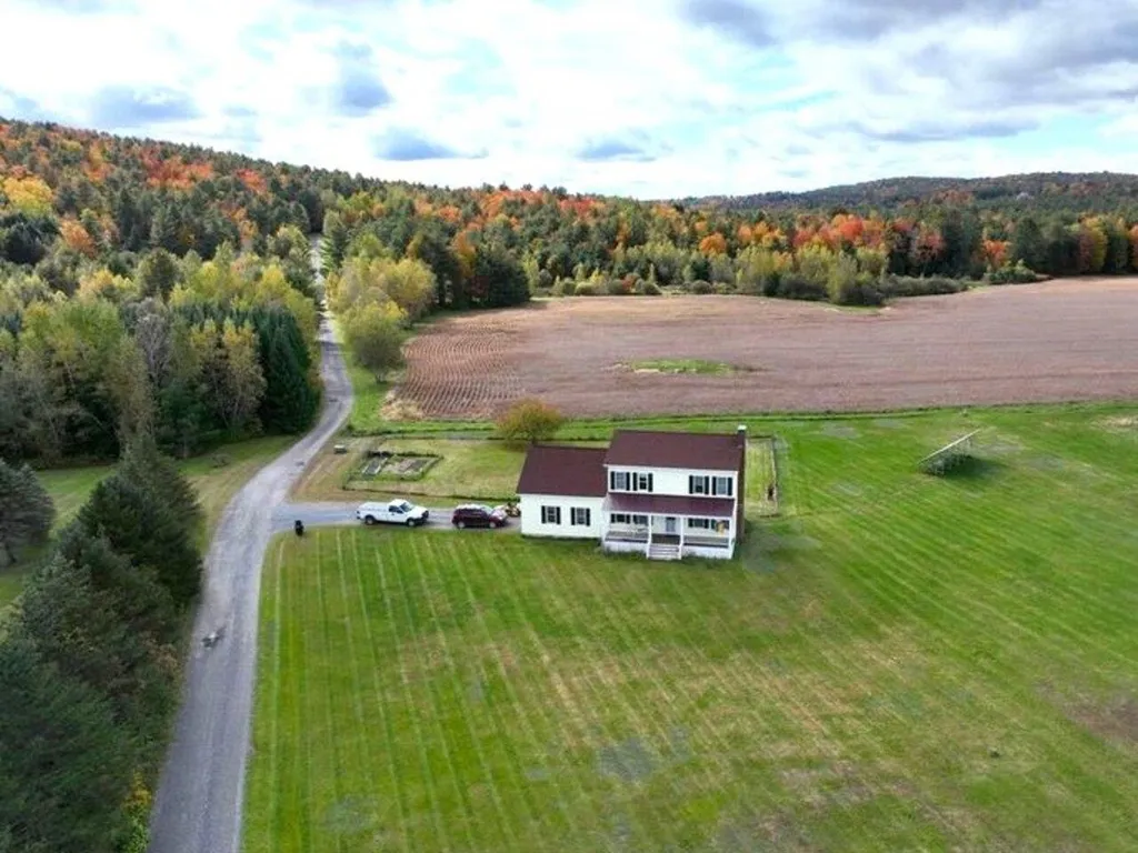 8 Emerson Drive Jericho VT 05465