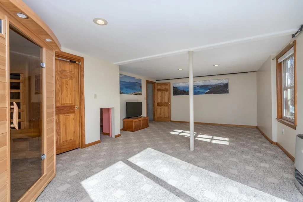 50 Kendal Lane Strafford NH 03884