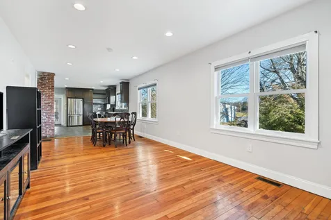 74 College Road Stratham NH 03885