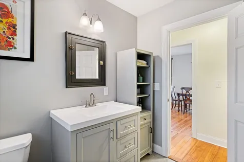 74 College Road Stratham NH 03885