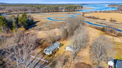 74 College Road Stratham NH 03885