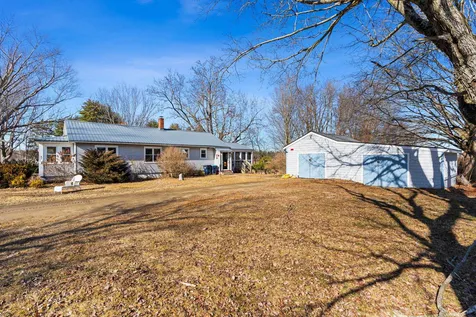 74 College Road Stratham NH 03885