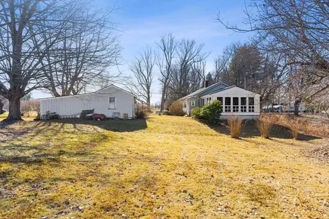 74 College Road Stratham NH 03885