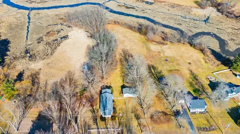 74 College Road Stratham NH 03885