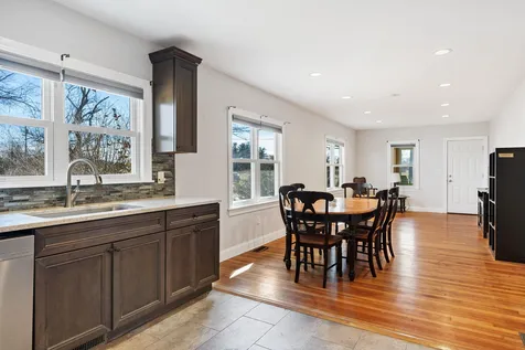 74 College Road Stratham NH 03885