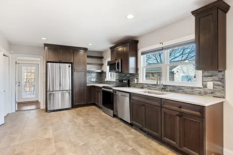 74 College Road Stratham NH 03885