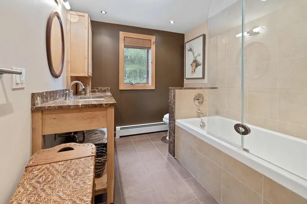17 Cranberry Hill Road Winhall VT 05340