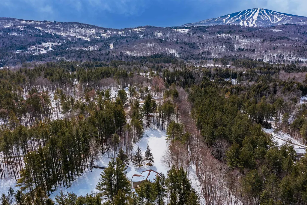 17 Cranberry Hill Road Winhall VT 05340
