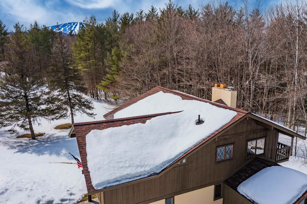 17 Cranberry Hill Road Winhall VT 05340