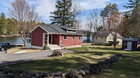 76 Hillcroft Road Laconia NH 03246