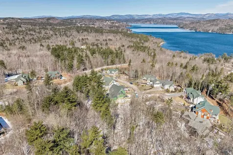 33 Yachtsmans Ridge Laconia NH 03246
