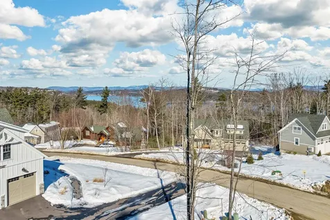 33 Yachtsmans Ridge Laconia NH 03246