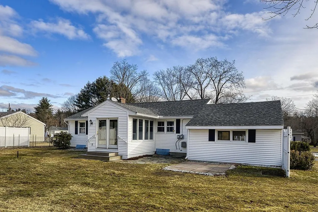 16 Westlund Avenue Keene NH 03431