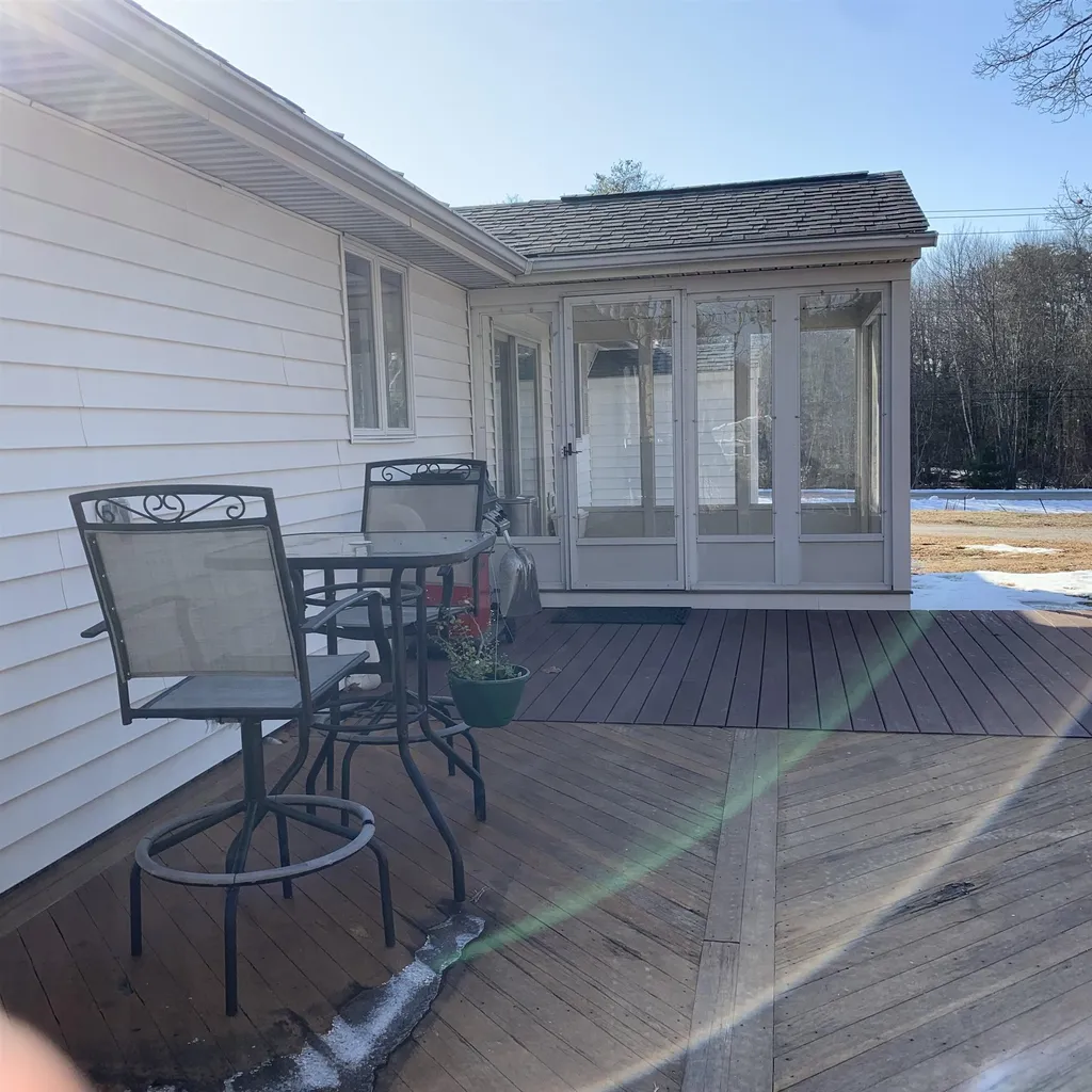 46 Pinewood Drive Somersworth NH 03878