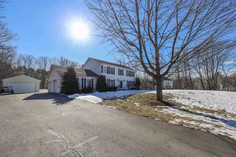 31 Marilyn Drive Belmont NH 03220