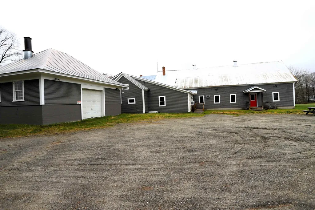 2757 Us Route 5 Derby VT 05829