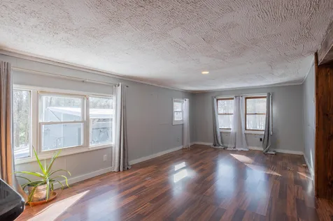 69 Averill Road Brookline NH 03033