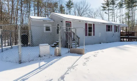 69 Averill Road Brookline NH 03033