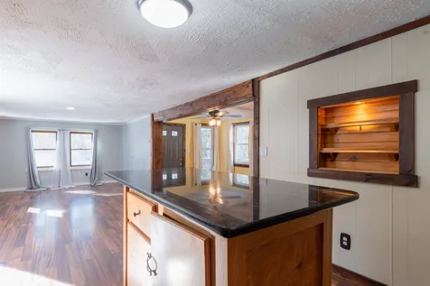 69 Averill Road Brookline NH 03033