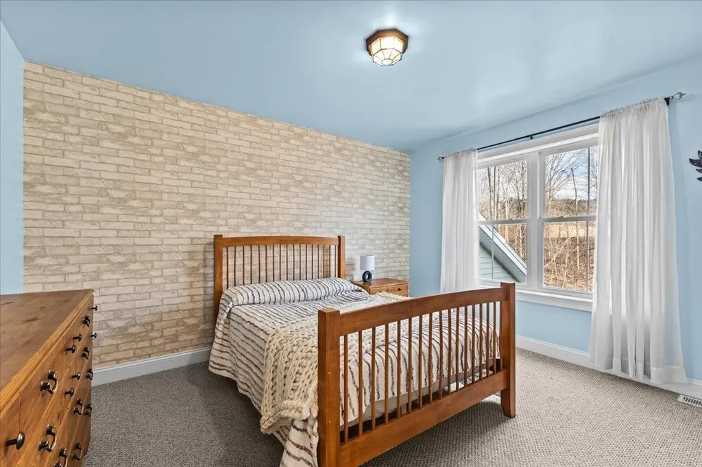 35 Wild Apple Lane Westford VT 05494