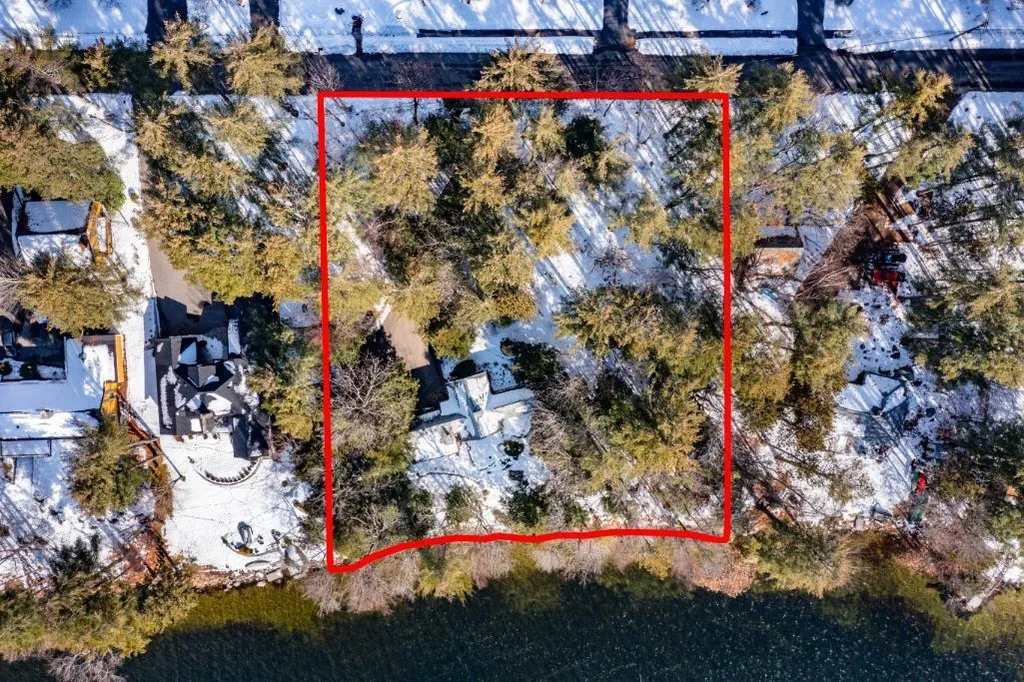 382 Shore Drive Laconia NH 03246