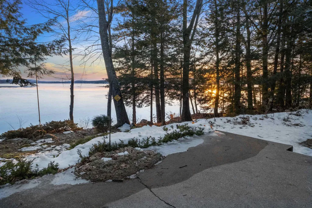 382 Shore Drive Laconia NH 03246