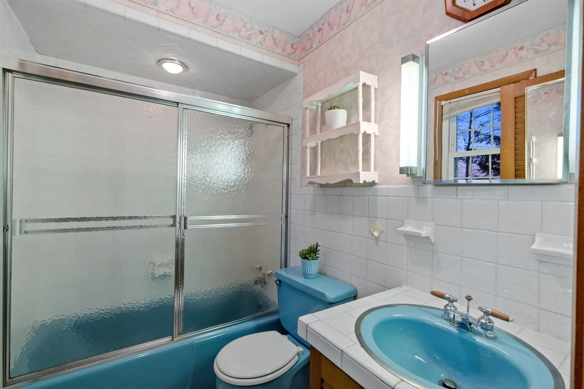382 Shore Drive Laconia NH 03246
