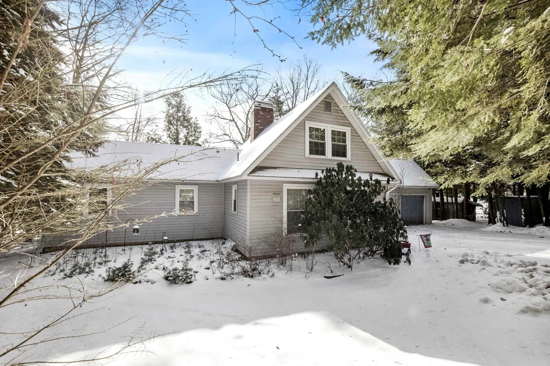 382 Shore Drive Laconia NH 03246