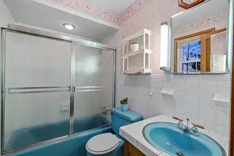 382 Shore Drive Laconia NH 03246