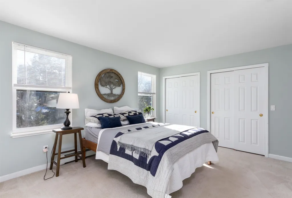 60 Finch Court South Burlington VT 05403
